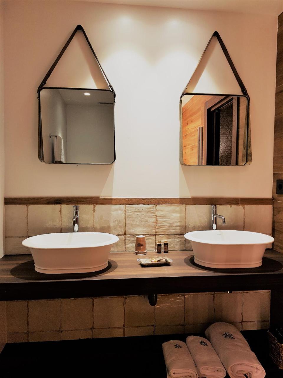 בית הארחה Yebra de Basa 	Casa Perez מראה חיצוני תמונה